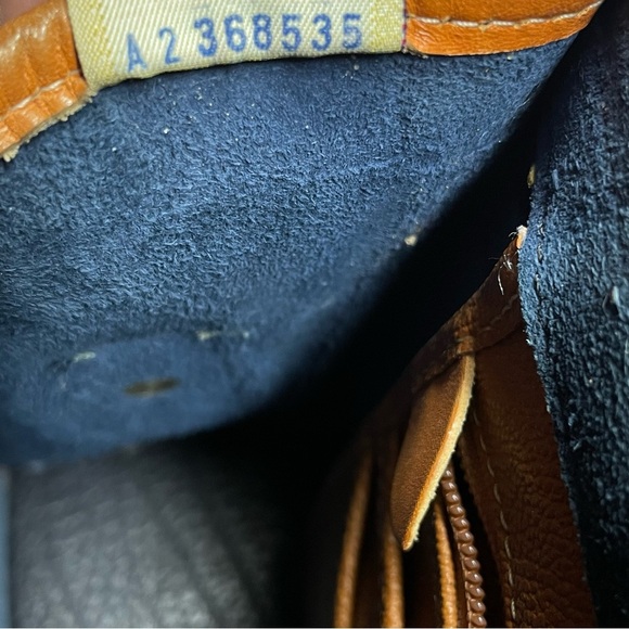 Dooney & Bourke Black Pebbled Leather Crossbody Bag - Vintage Made in USA - Picture 10 of 15